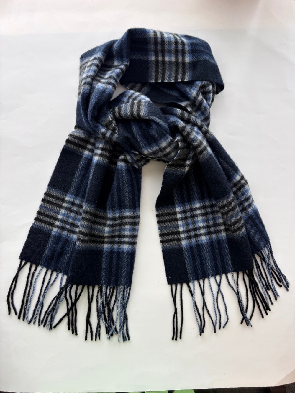 Clubroom 100% Cashmere Tartan Plaid Scarf One Size Blue Cozy Soft Preppy